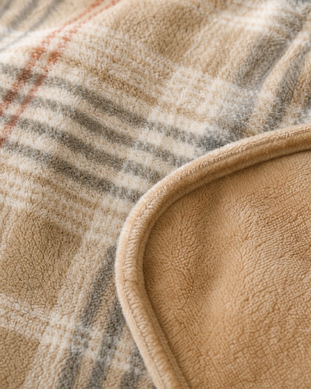 Camel Glen Plaid Pet Blanket, image 4